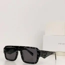 prada aaa qualite lunettes de soleil s_125b235